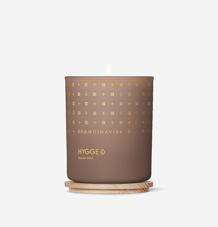 Golden HYGGE Scented Candle - Limited Edition image number 1